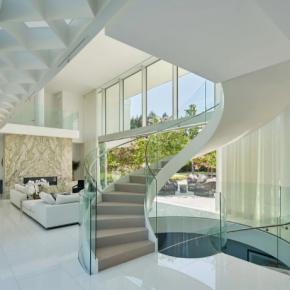Modern Curved Staircase