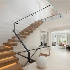 Modern Floating Staircase
